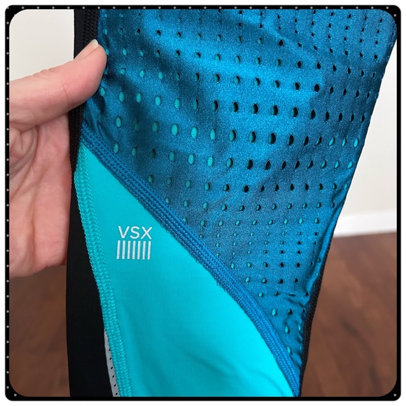 Victoria’s Secret Knockout tights - Picture 5 of 7